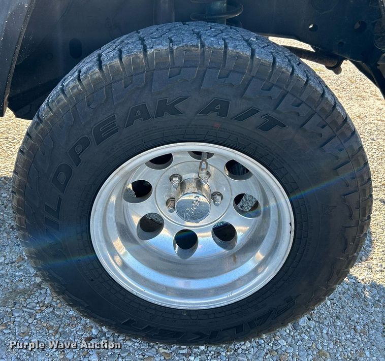 image for item NQ9790 1994 Jeep Cherokee Sport  SUV