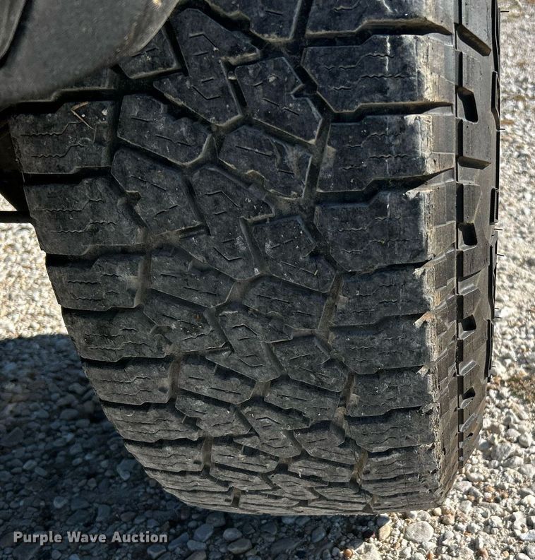 image for item NQ9790 1994 Jeep Cherokee Sport  SUV