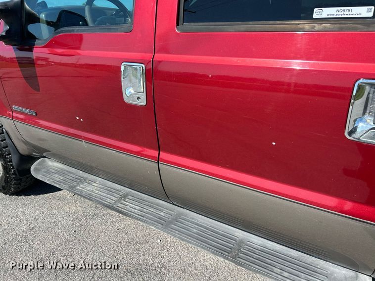 image for item NQ9791 2002 Ford  F350 Super Duty Crew Cab pickup truck