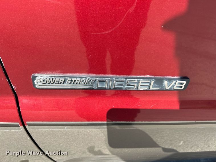 image for item NQ9791 2002 Ford  F350 Super Duty Crew Cab pickup truck