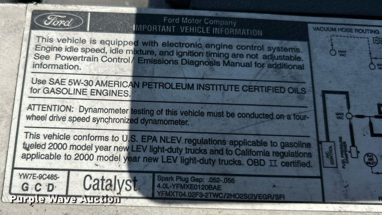 image for item NQ9795 2000 Ford  Explorer Limited  SUV