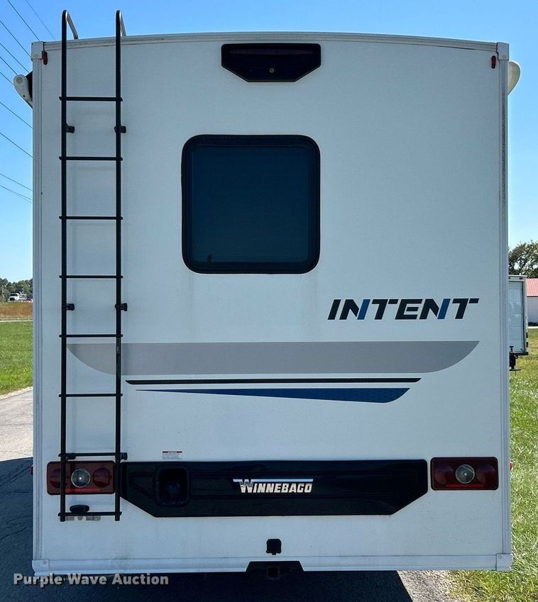 image for item NQ9796 2018 Winnebago Intent RV