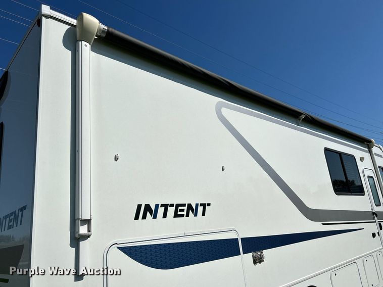 image for item NQ9796 2018 Winnebago Intent RV
