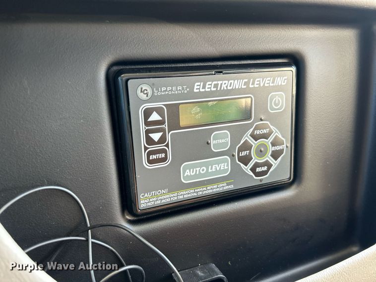 image for item NQ9796 2018 Winnebago Intent RV