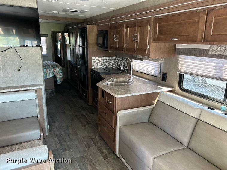 image for item NQ9796 2018 Winnebago Intent RV
