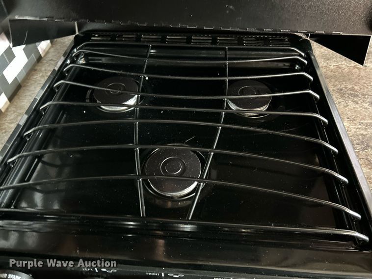 image for item NQ9796 2018 Winnebago Intent RV