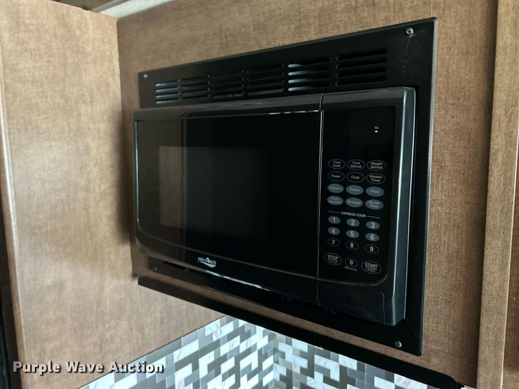 image for item NQ9796 2018 Winnebago Intent RV