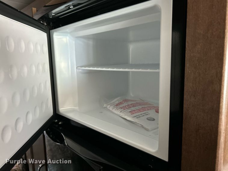 image for item NQ9796 2018 Winnebago Intent RV