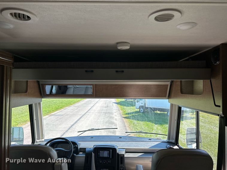 image for item NQ9796 2018 Winnebago Intent RV