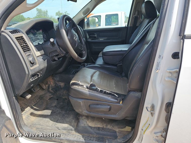 image for item NT9876 2012 Dodge Ram 2500HD  Crew Cab utility bed pickup truck