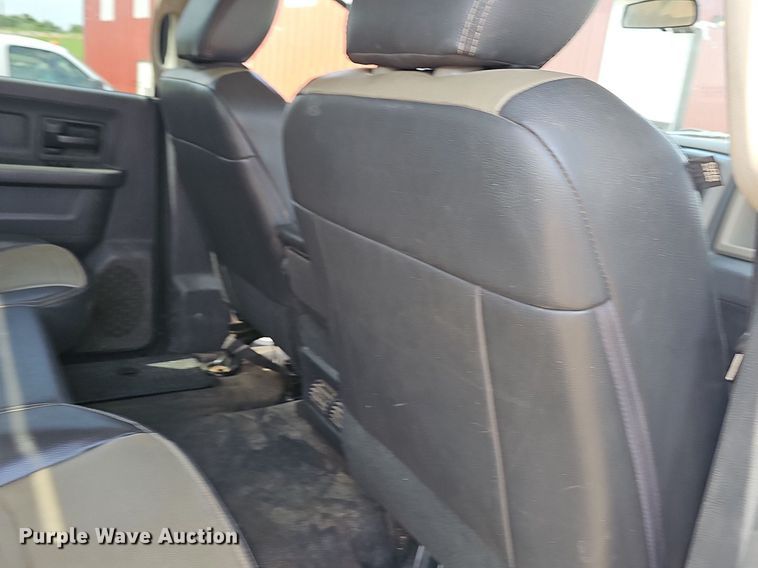 image for item NT9876 2012 Dodge Ram 2500HD  Crew Cab utility bed pickup truck