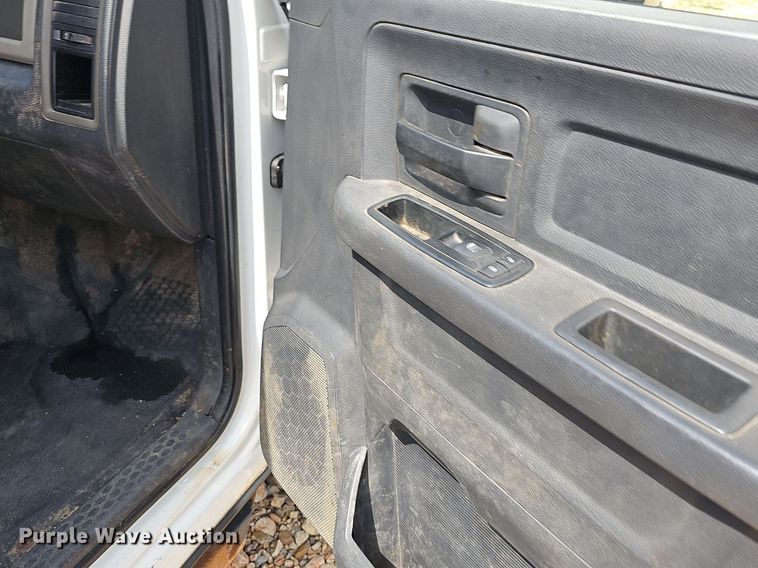 image for item NT9876 2012 Dodge Ram 2500HD  Crew Cab utility bed pickup truck