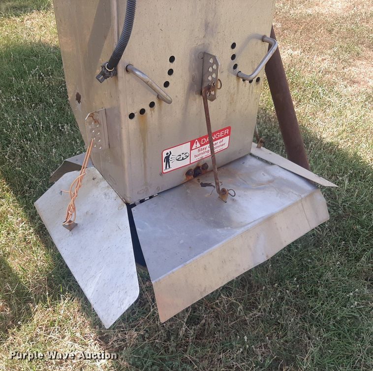 image for item NV9279 Buyers SaltDogg  spreader