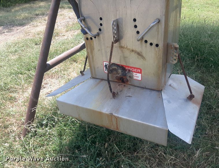 image for item NV9280 Buyers SaltDogg  spreader