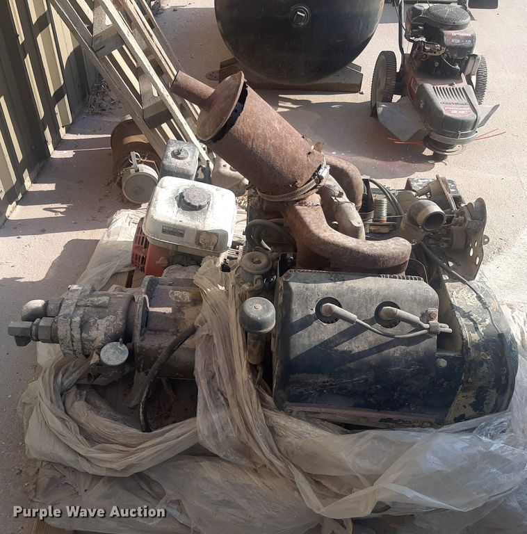 image for item NV9288 (2) pumps