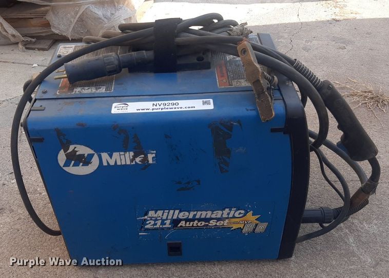 image for item NV9290 Miller Millermatic 211  welder