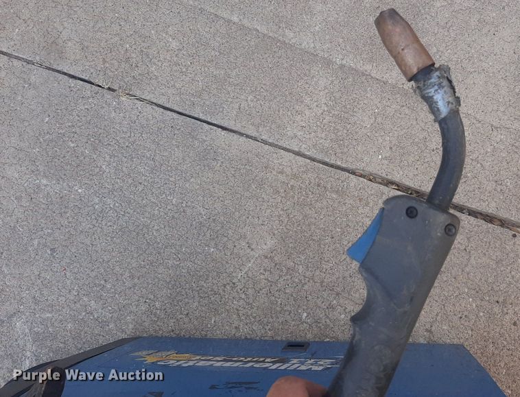 image for item NV9290 Miller Millermatic 211  welder