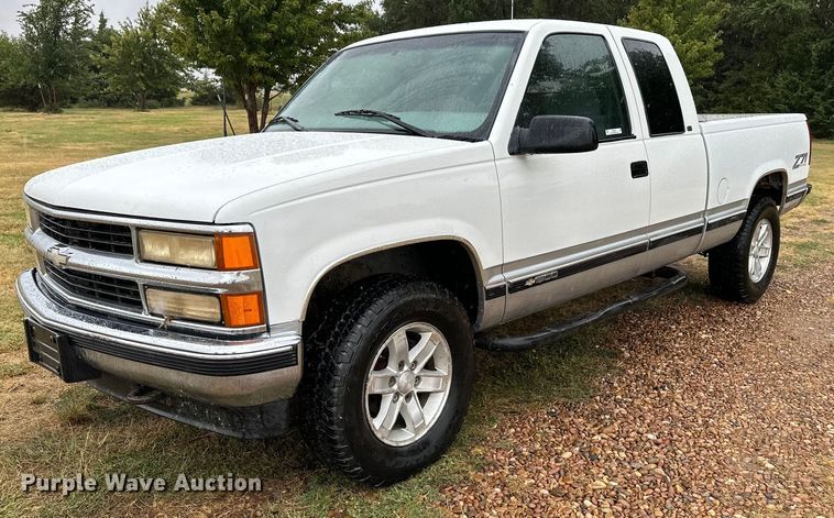 image for item NX9704 1998 Chevrolet 1500  Ext. Cab pickup truck