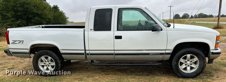 image for item NX9704 1998 Chevrolet 1500  Ext. Cab pickup truck