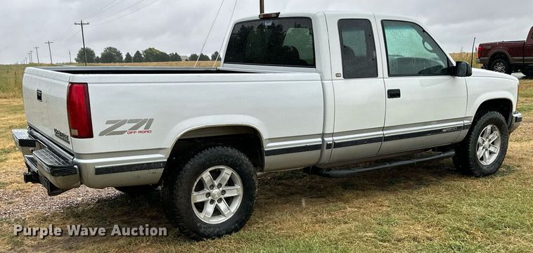 image for item NX9704 1998 Chevrolet 1500  Ext. Cab pickup truck