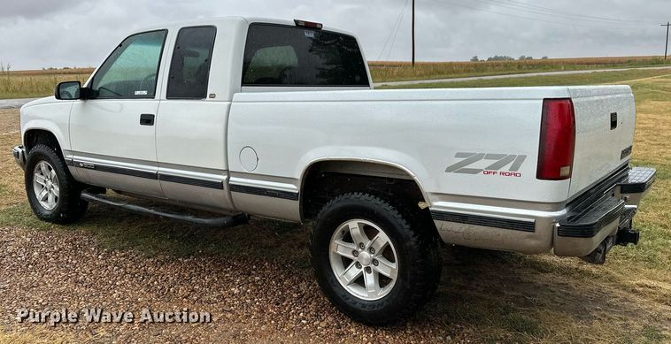 image for item NX9704 1998 Chevrolet 1500  Ext. Cab pickup truck