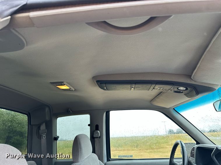 image for item NX9704 1998 Chevrolet 1500  Ext. Cab pickup truck