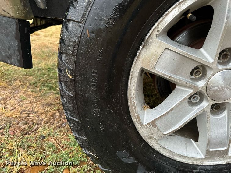 image for item NX9704 1998 Chevrolet 1500  Ext. Cab pickup truck