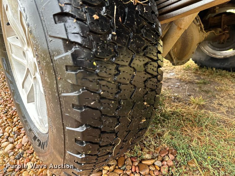 image for item NX9704 1998 Chevrolet 1500  Ext. Cab pickup truck