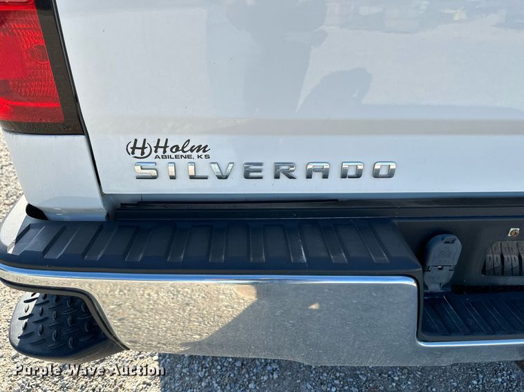 image for item NX9745 2014 Chevrolet Silverado 1500  Crew Cab pickup truck