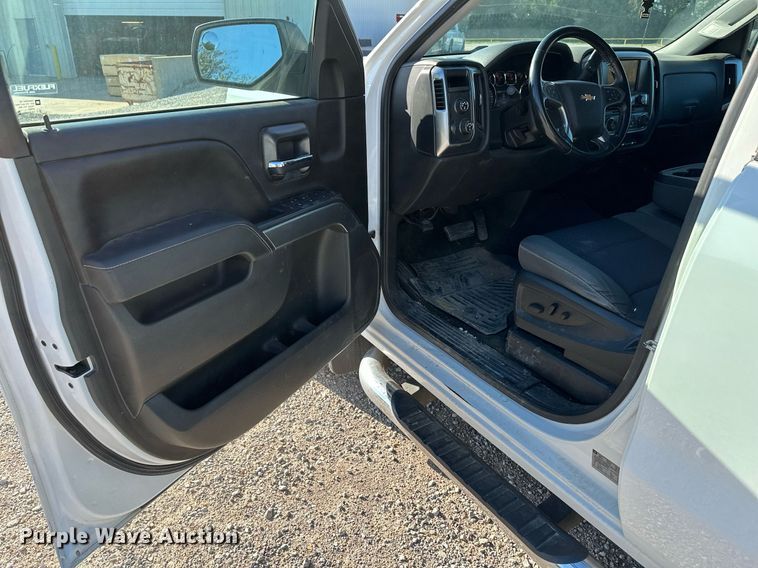 image for item NX9745 2014 Chevrolet Silverado 1500  Crew Cab pickup truck