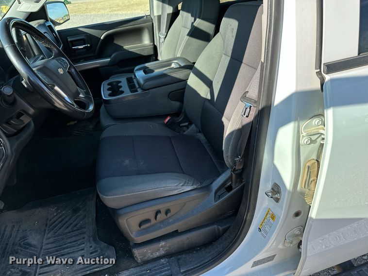 image for item NX9745 2014 Chevrolet Silverado 1500  Crew Cab pickup truck