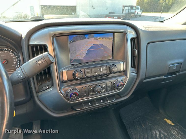 image for item NX9745 2014 Chevrolet Silverado 1500  Crew Cab pickup truck