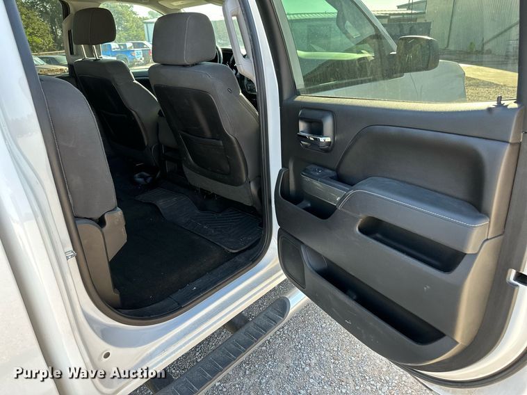 image for item NX9745 2014 Chevrolet Silverado 1500  Crew Cab pickup truck