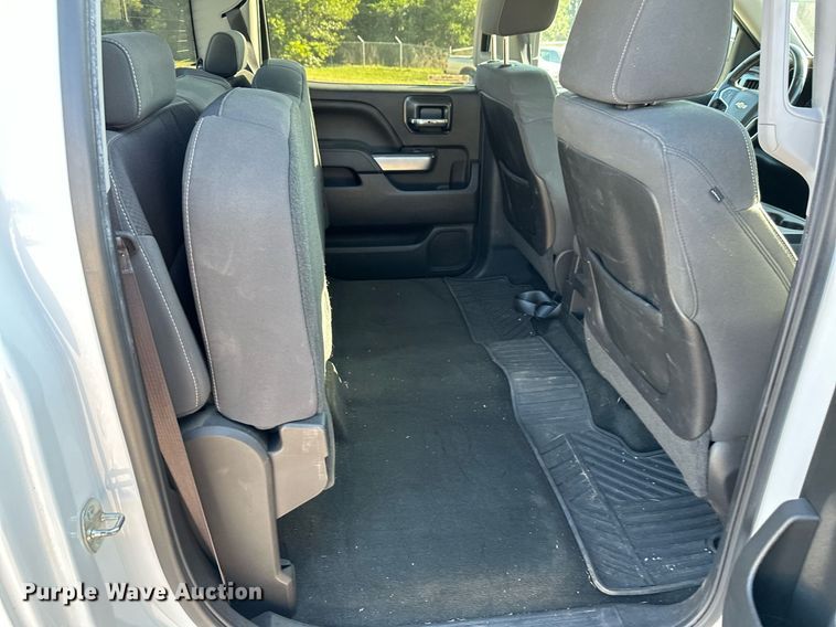 image for item NX9745 2014 Chevrolet Silverado 1500  Crew Cab pickup truck