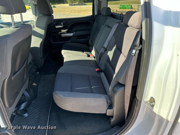 image for item NX9745 2014 Chevrolet Silverado 1500  Crew Cab pickup truck