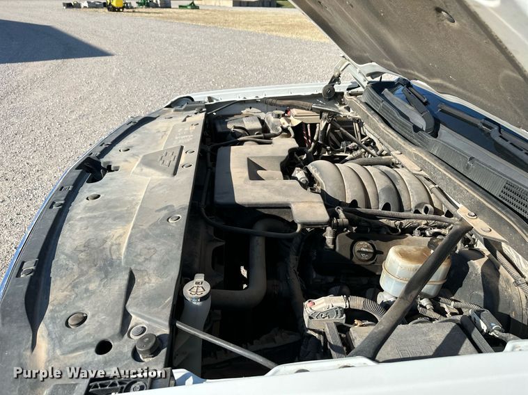 image for item NX9745 2014 Chevrolet Silverado 1500  Crew Cab pickup truck