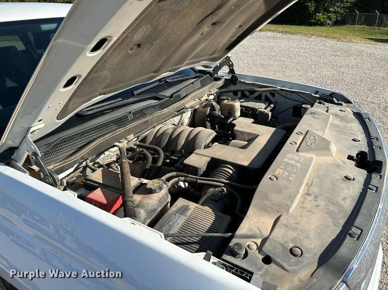 image for item NX9745 2014 Chevrolet Silverado 1500  Crew Cab pickup truck