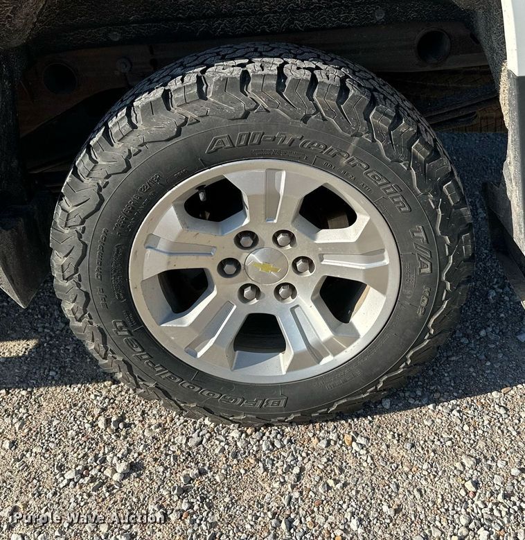 image for item NX9745 2014 Chevrolet Silverado 1500  Crew Cab pickup truck