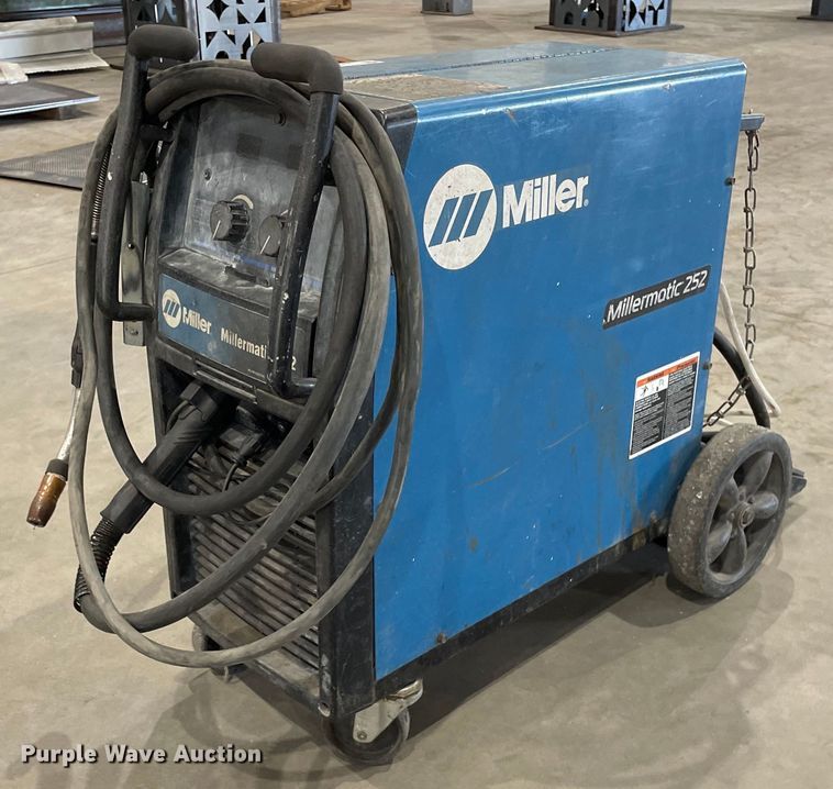 image for item NX9748 Miller Millermatic 252  welder