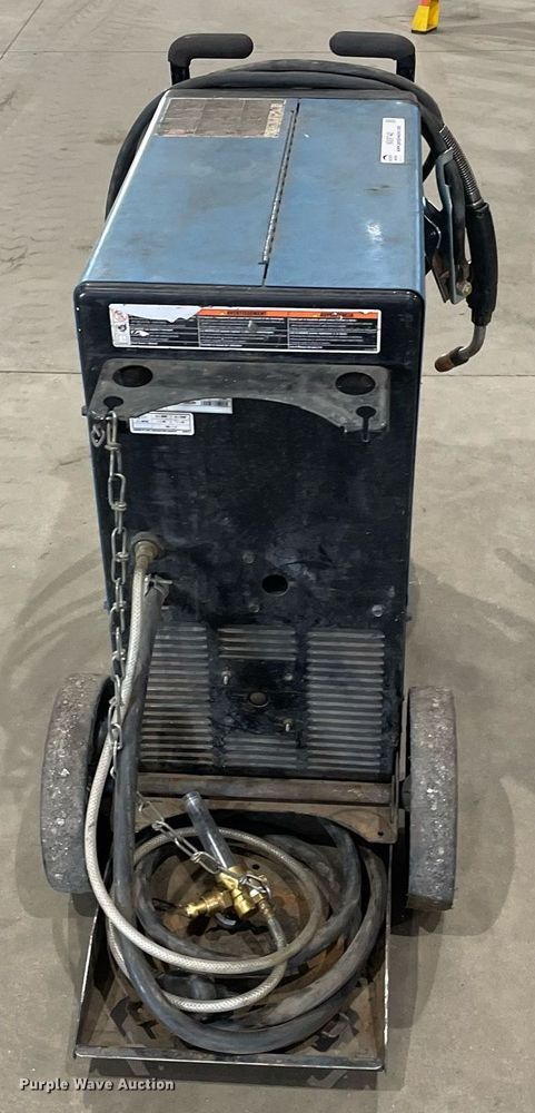 image for item NX9748 Miller Millermatic 252  welder