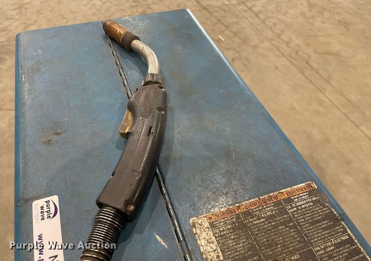 image for item NX9748 Miller Millermatic 252  welder