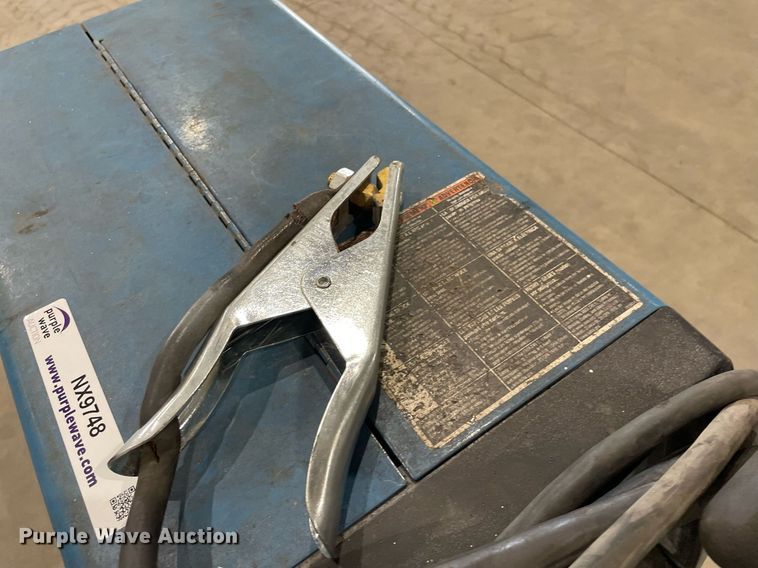 image for item NX9748 Miller Millermatic 252  welder