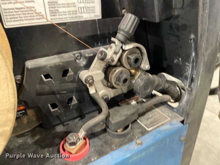 image for item NX9748 Miller Millermatic 252  welder