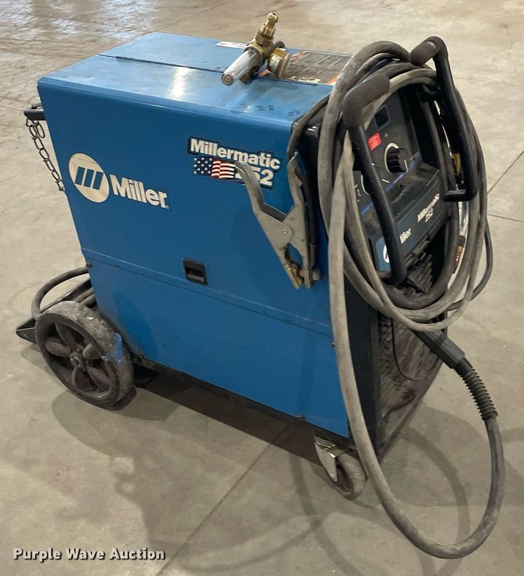 image for item NX9749 Miller Millermatic 252  welder