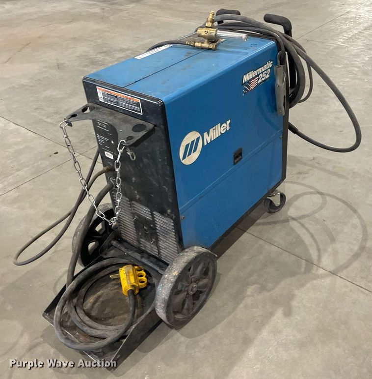 image for item NX9749 Miller Millermatic 252  welder