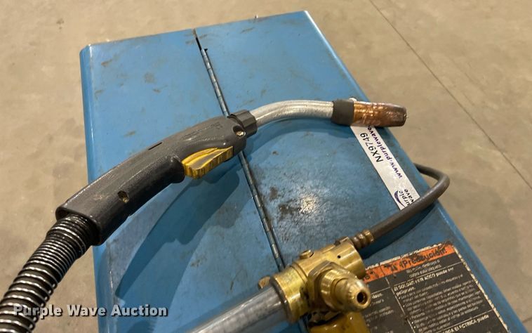 image for item NX9749 Miller Millermatic 252  welder