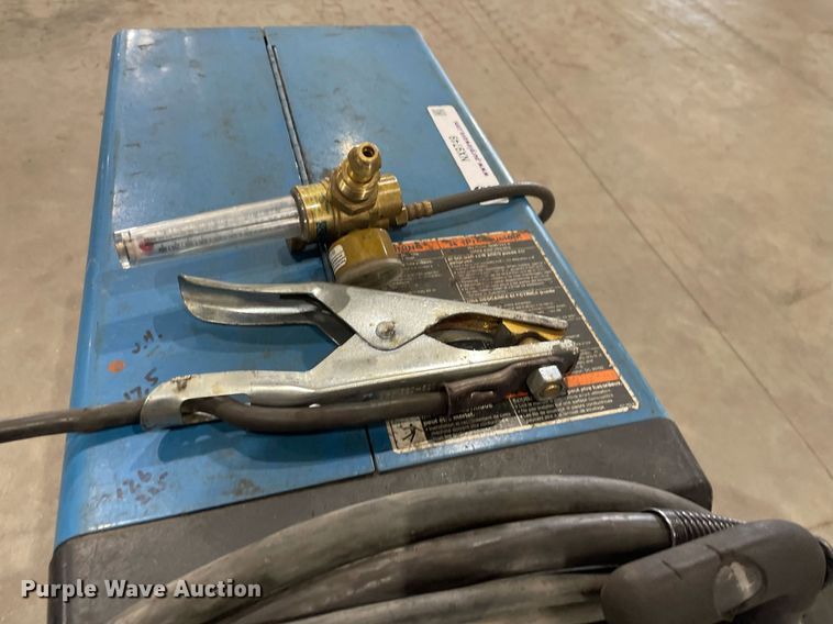 image for item NX9749 Miller Millermatic 252  welder