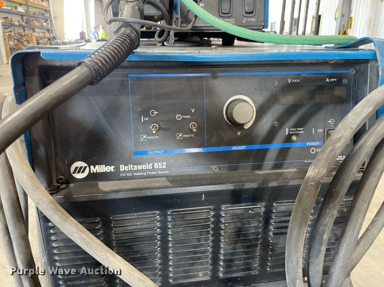 image for item NX9750 Miller Deltaweld 652  welder