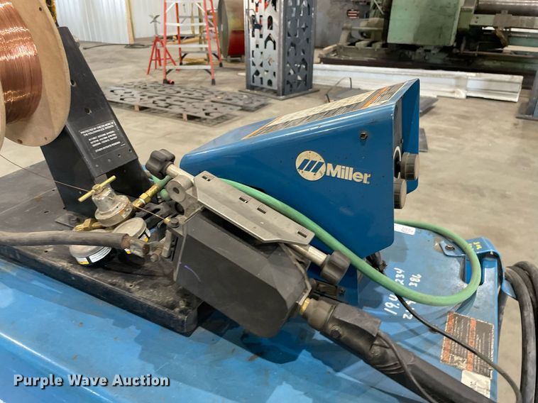 image for item NX9750 Miller Deltaweld 652  welder