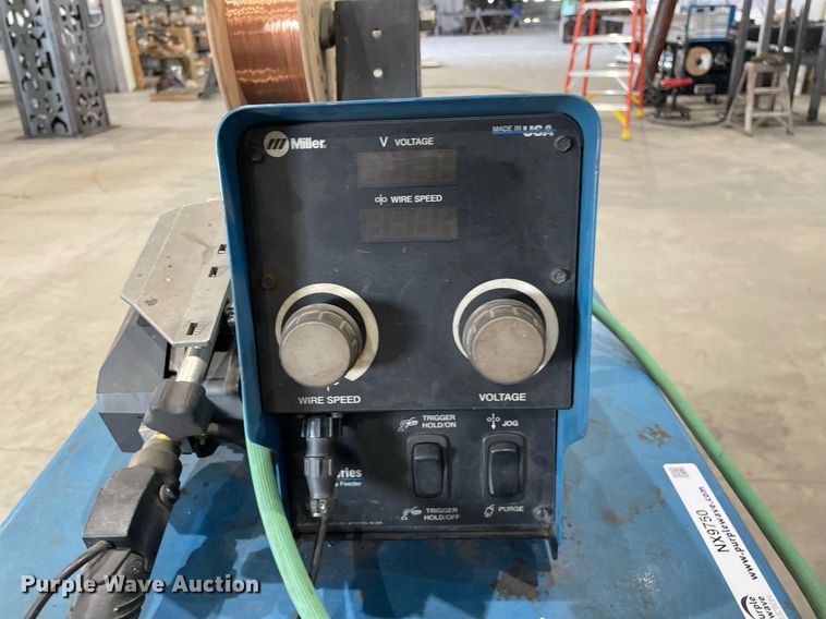 image for item NX9750 Miller Deltaweld 652  welder